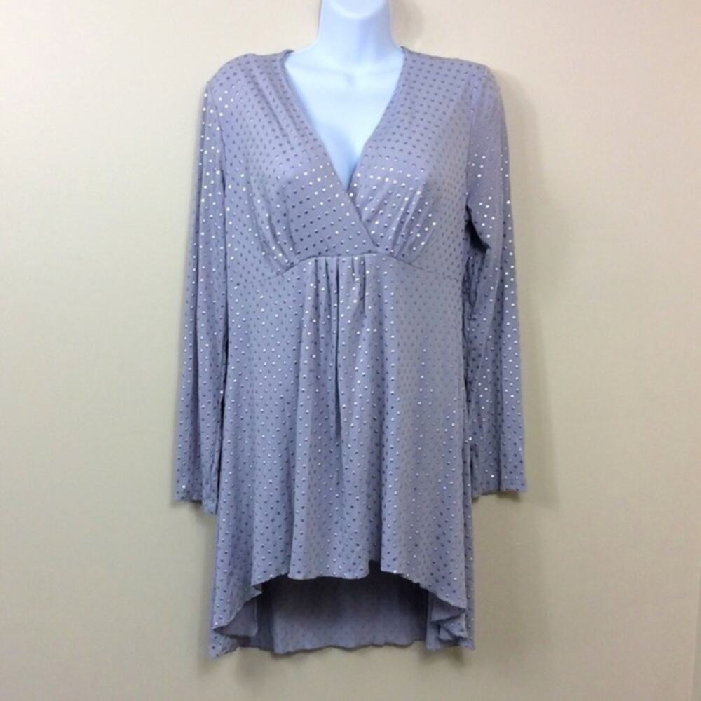 Alberto Makalei large silver/gray stretch V-neck blouse